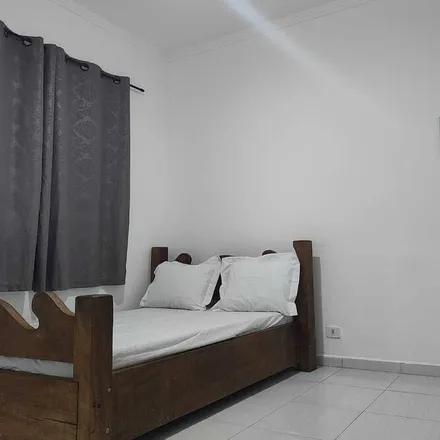 Rent this 2 bed house on Quietude in Praia Grande, Região Metropolitana da Baixada Santista
