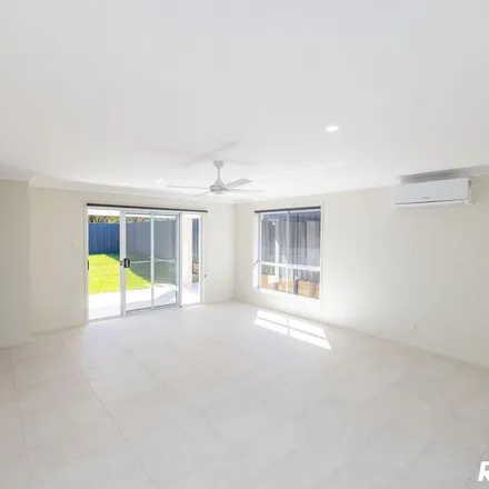 Image 9 - Iluka Boulevard, Pipers Bay NSW 2428, Australia - Apartment for rent