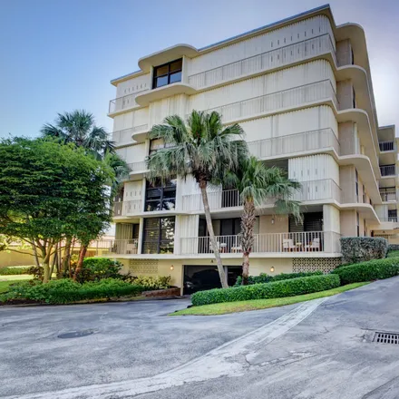 Buy this 2 bed condo on 3198 South Ocean Boulevard in Palm Beach, Palm Beach County