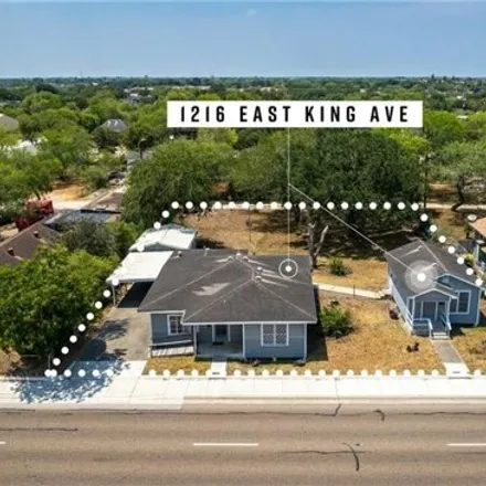 Image 3 - 1218 East King Avenue, Kingsville, TX 78363, USA - House for sale