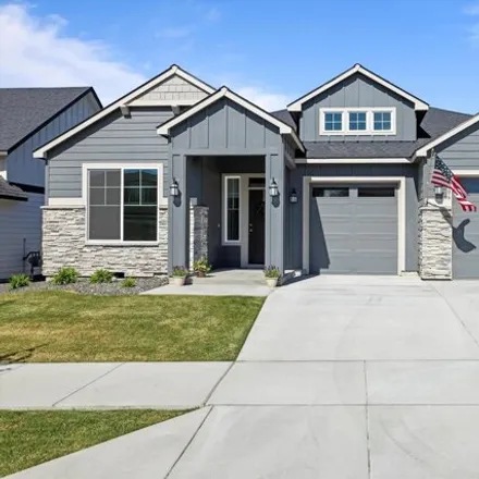 Buy this 3 bed house on White Drive in Richland, WA