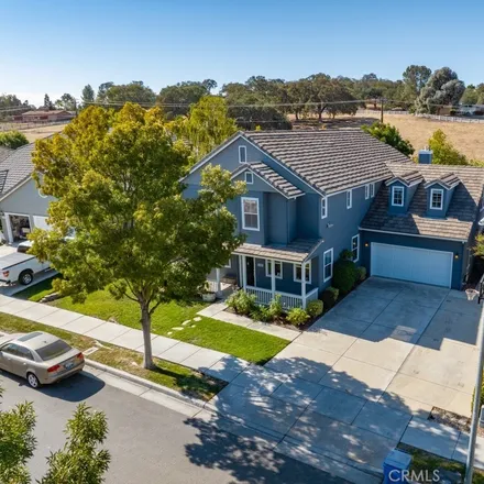 Buy this 5 bed house on 219 Silver Oak Dr in Paso Robles, CA
