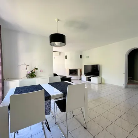 Rent this 5 bed apartment on 4 Rue du Planel in 34790 Grabels, France