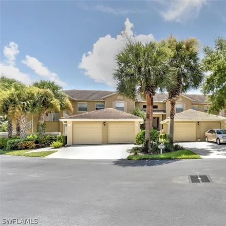 Buy this 2 bed condo on 12092 Summergate Circle in Gateway, FL 33913