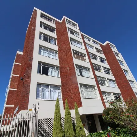 Image 7 - Kingsbury Park, Rondebosch, Cape Town, 7700, South Africa - Apartment for rent