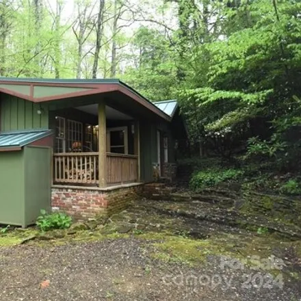 Buy this 2 bed house on 48 Tanglewood Lane in Haywood County, NC 28751