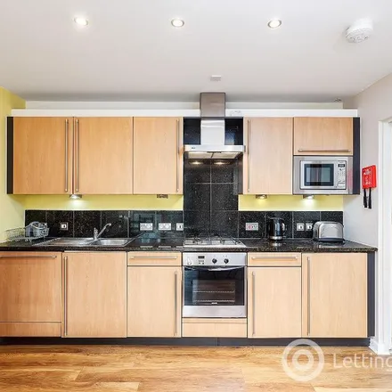 Image 6 - 39-43 Gardner's Crescent, City of Edinburgh, EH3 9BA, United Kingdom - Apartment for rent