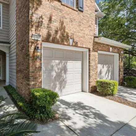 Image 1 - 11392 Campfield Circle, Jacksonville, FL 32256, USA - Townhouse for sale