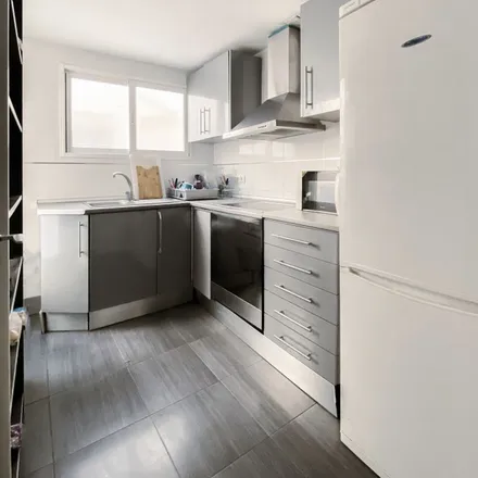 Rent this 1 bed apartment on Carrer de l'Arquitecte Arnau in 33, 46020 Valencia