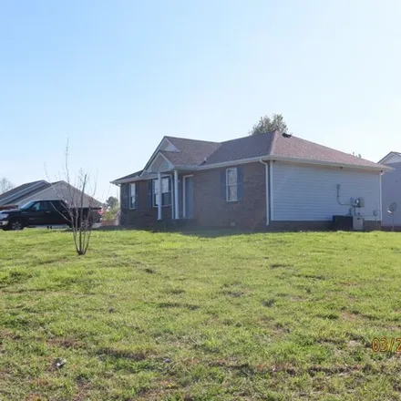 Image 3 - 1302 Sharptail Trail, Clarksville, TN 37042, USA - House for sale