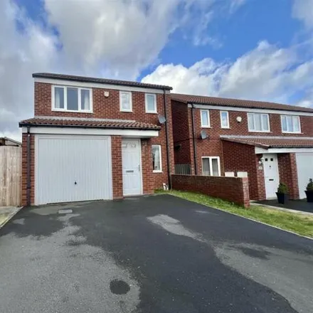 Buy this 3 bed house on Buffham Pastures in Thornton, BD13 3AG