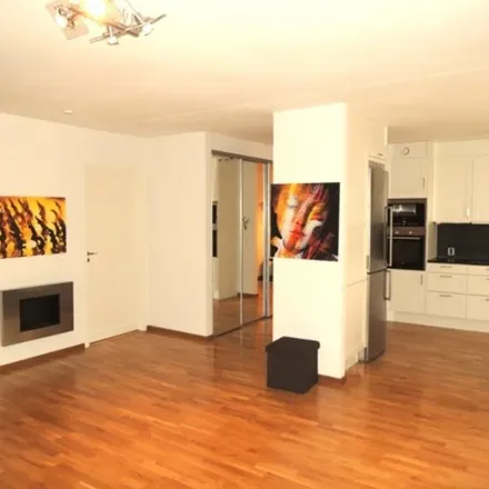 Rent this 3 bed apartment on Lindhagensgatan in 112 18 Stockholm, Sweden