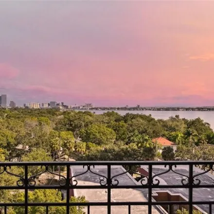 Buy this 1 bed condo on Ciro's Speakeasy and Supper Club in 2109 Bayshore Boulevard, Tampa