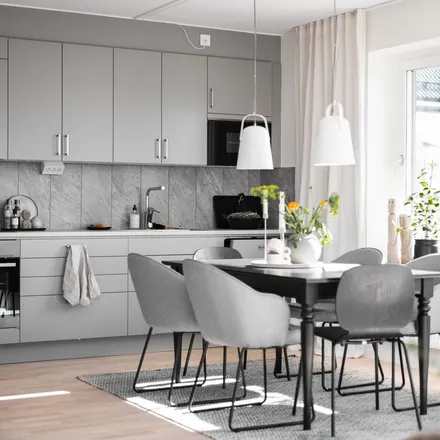 Rent this 3 bed apartment on Kobbegården 4 in 436 37 Gothenburg, Sweden