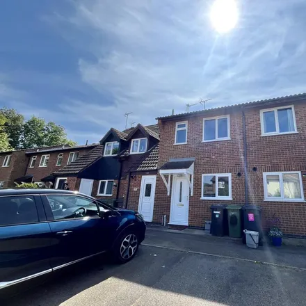 Rent this 2 bed townhouse on Sunnymead in Peterborough, PE4 5BY