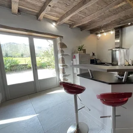 Rent this 2 bed house on Route de Sare in 64310 Saint-Pée-sur-Nivelle, France