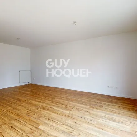 Rent this 3 bed apartment on 101 Rue du Général Leclerc in 95130 Franconville, France