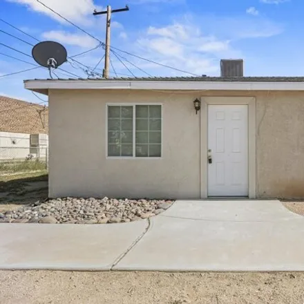 Image 3 - 2027 Inyo Street, Mojave, Kern County, CA 93501, USA - Apartment for rent