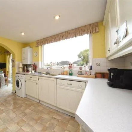 Image 5 - Rowsley Avenue, London, NW4 1AJ, United Kingdom - Duplex for sale