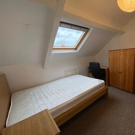 Rent this 1 bed room on Sunbury Avenue in Newcastle upon Tyne, NE2 3HE