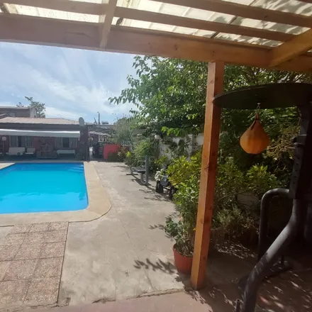 Buy this 5 bed house on Santa Fe 972 in 798 0008 San Miguel, Chile