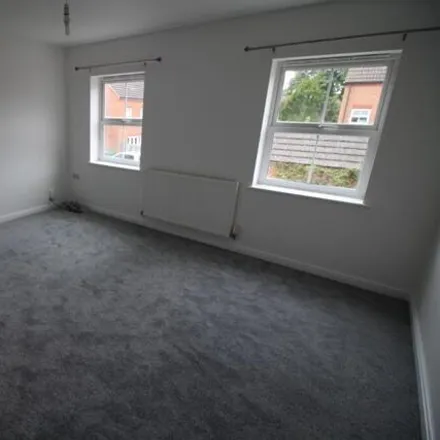 Image 6 - 13 Rowans Crescent, Bulwell, NG6 8YH, United Kingdom - Townhouse for rent