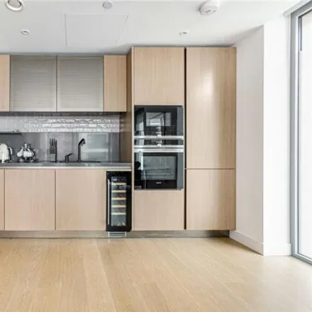 Image 5 - Bowden House, 9 Prince of Wales Drive, Nine Elms, London, SW11 4FT, United Kingdom - Apartment for rent