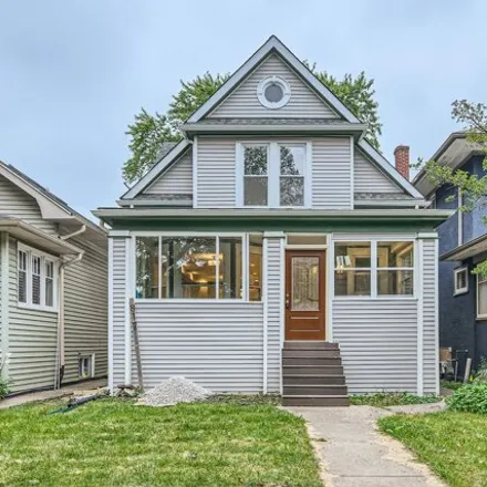 Buy this 3 bed house on 845 South Cuyler Avenue in Oak Park, IL 60304