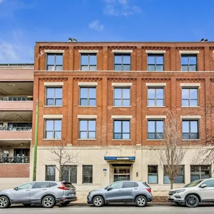 Buy this 3 bed condo on 2525 North Sheffield Avenue in Chicago, IL 60614