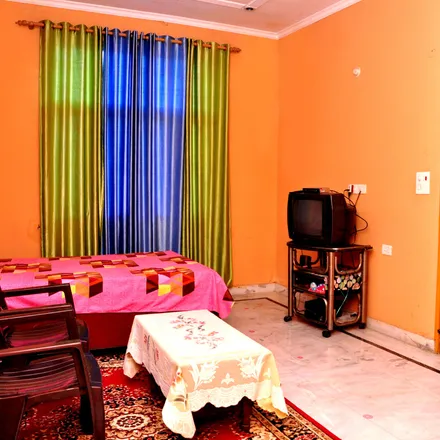 Rent this 1 bed house on Rāmnagar