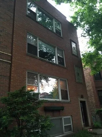 Rent this 2 bed house on 4208 N Leavitt St Apt 3 in Chicago, Illinois
