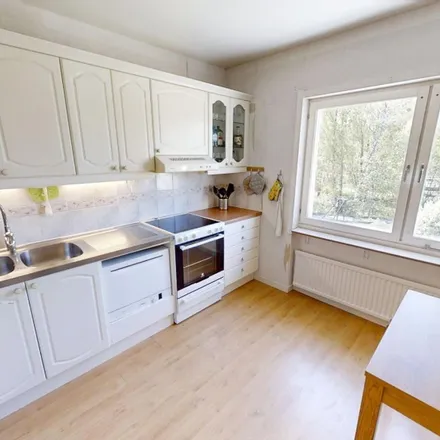 Rent this 2 bed apartment on Gränsvägen in 137 41 Västerhaninge, Sweden