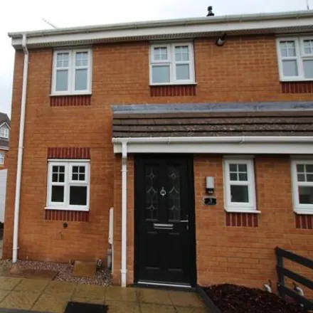 Rent this 3 bed duplex on Mimosa Close in Nuneaton, CV10 7SF