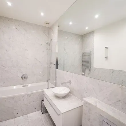 Image 5 - 20 Westbourne Terrace Road, London, W2 6NF, United Kingdom - Apartment for rent