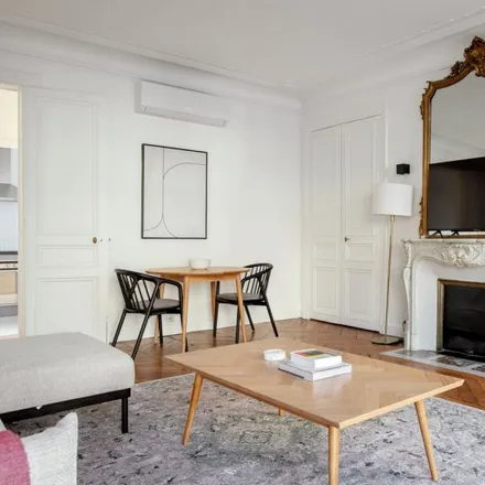 Image 2 - Hôtel Schneider, Rue du Faubourg Saint-Honoré, 75008 Paris, France - Apartment for rent