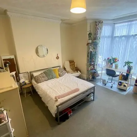 Image 7 - Malvern Terrace, Swansea, SA2 0AT, United Kingdom - Apartment for rent