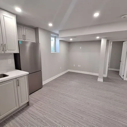 Rent this 2 bed apartment on 42 West Street in Brampton, ON L6X 4H5