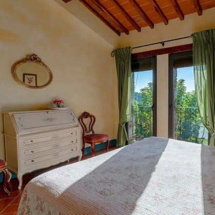 Rent this 8 bed house on Gambassi Terme in Florence, Italy