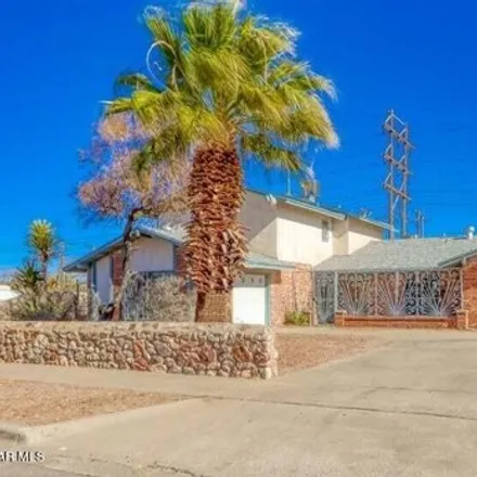 Buy this studio house on 9442 Montwood Drive in El Paso, TX 79925