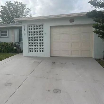 Image 3 - 6962 Northwest 11th Court, Margate, FL 33063, USA - House for rent