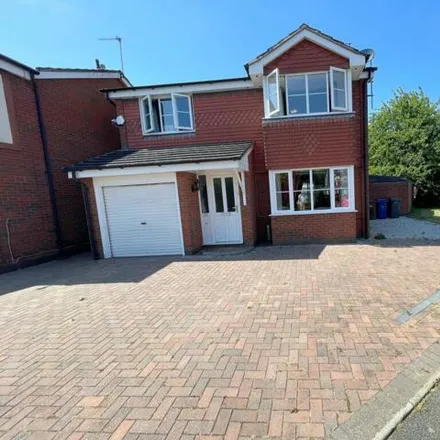 Buy this 4 bed house on Knightsbridge Way in Stretton, DE13 0WH