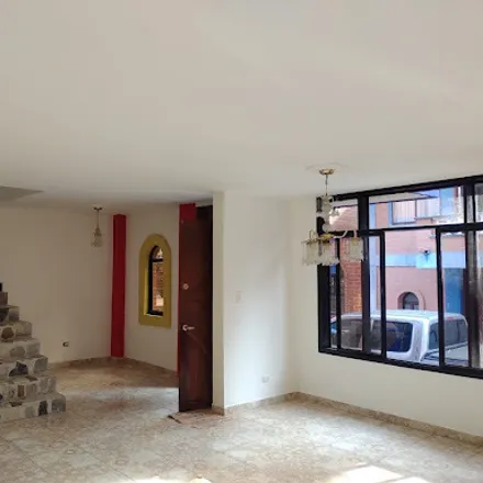 Buy this 3 bed house on Transversal 26 in Jardín Colonial, 661001 Dosquebradas