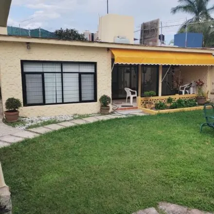 Buy this 3 bed house on Calzada de los Estrada in 62290 Cuernavaca, MOR