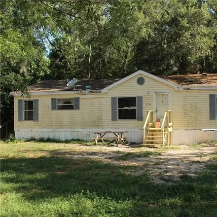 Buy this studio apartment on 6280 South Natascha Point in Homosassa Springs, FL 34446