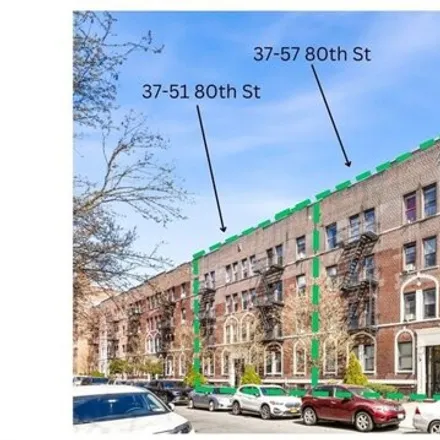 Image 3 - 37-51 80th Street, New York, NY 11372, USA - House for sale