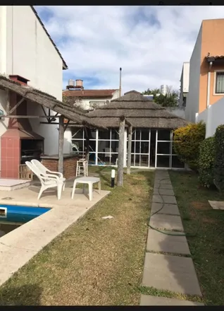 Image 8 - 85 - Bonifacini 2100, Partido de General San Martín, B1650 BGJ General San Martín, Argentina - House for sale