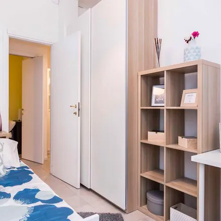 Rent this 6 bed room on Viale Monte Santo in 8, 20121 Milan MI