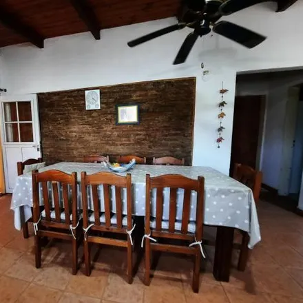 Buy this 2 bed house on 27 de Febrero in Gimnasia y Esgrima Rosario - Anexo, Municipio de Pueblo Esther