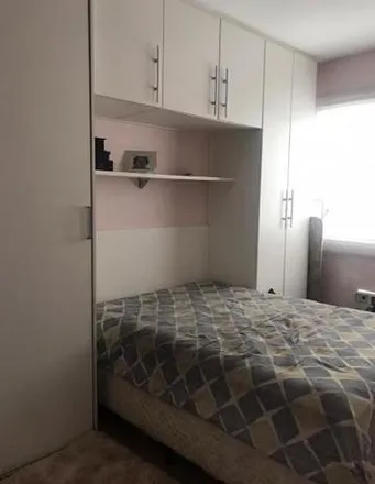 Buy this 2 bed apartment on Rua Olinda Ellis in Campo Grande, Rio de Janeiro - RJ