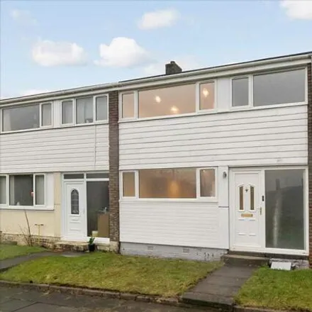 Buy this 3 bed townhouse on Leeward Circle in College Milton Industrial (South), East Kilbride